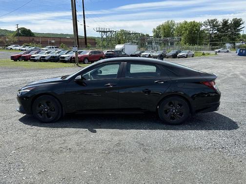 Onyx Black 2023 Hyundai ELANTRA SEL