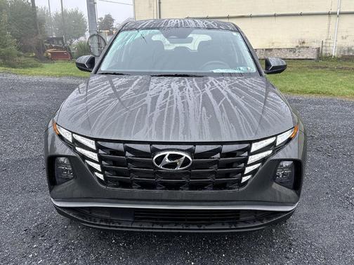 2023 Hyundai TUCSON SE