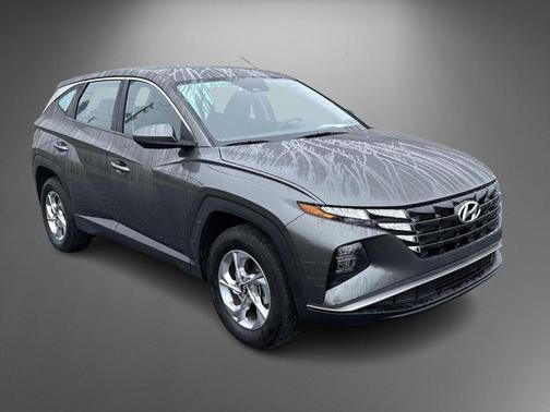 2023 Hyundai TUCSON SE