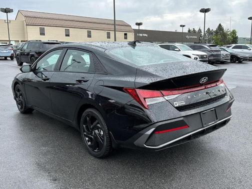 Black 2026 Hyundai ELANTRA SEL Sport
