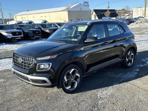 2023 Hyundai VENUE SEL