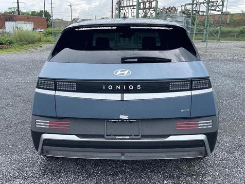 2025 Hyundai IONIQ 5 SEL