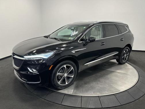 2022 Buick Enclave Essence
