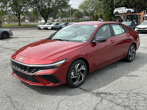 2025 Hyundai ELANTRA SEL Sport