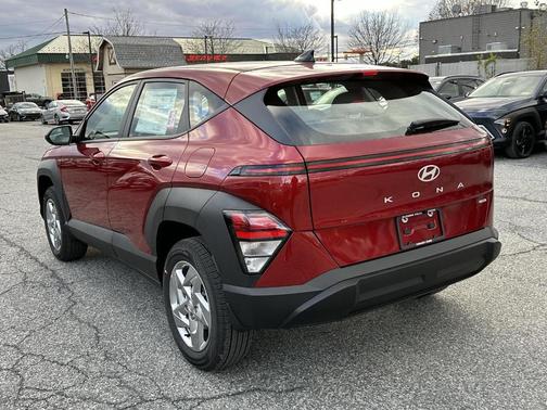 2026 Hyundai KONA SE