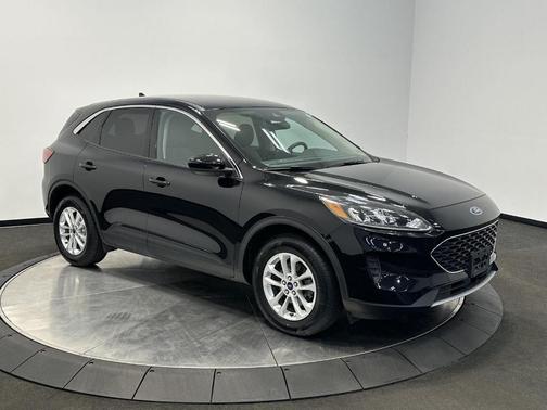 Agate Black Metallic 2020 Ford Escape SE