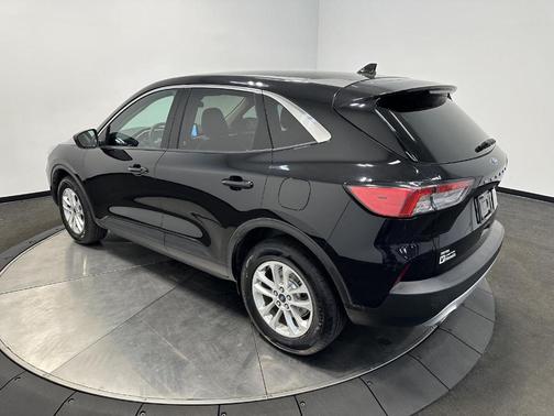 Agate Black Metallic 2020 Ford Escape SE