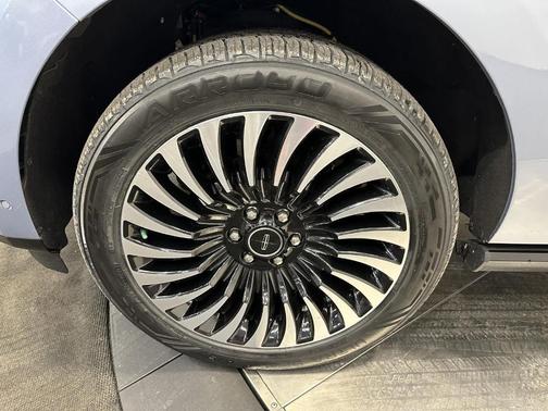 2020 Lincoln Navigator L Black Label