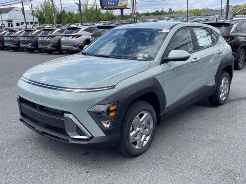 2025 Hyundai KONA SE