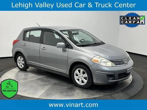 Magnetic Gray Metallic 2009 Nissan Versa 1.8 SL
