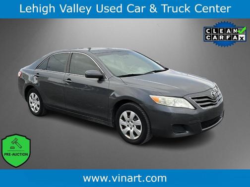 2010 Toyota Camry LE