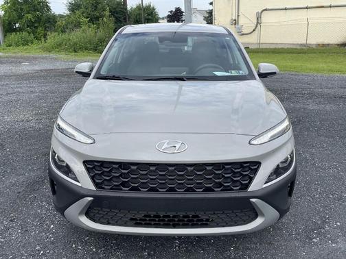 2023 Hyundai KONA SE