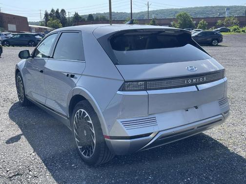 2022 Hyundai IONIQ 5 Limited