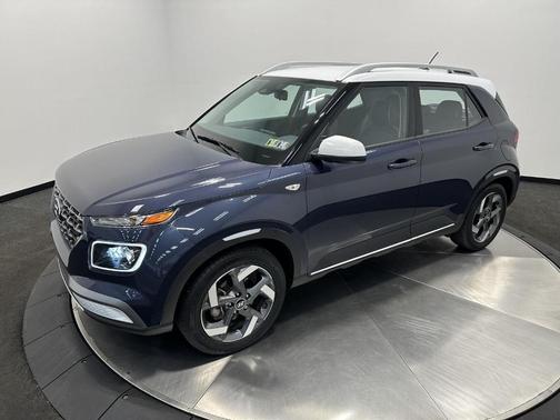 2023 Hyundai VENUE Limited