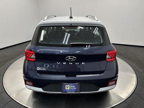 2023 Hyundai VENUE Limited
