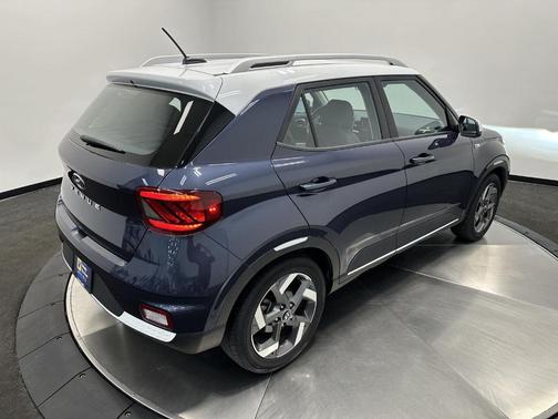 2023 Hyundai VENUE Limited