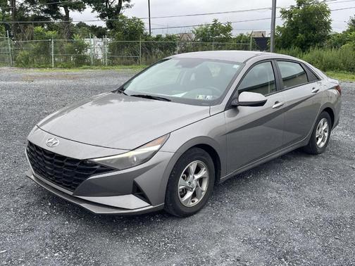 2021 Hyundai ELANTRA SE