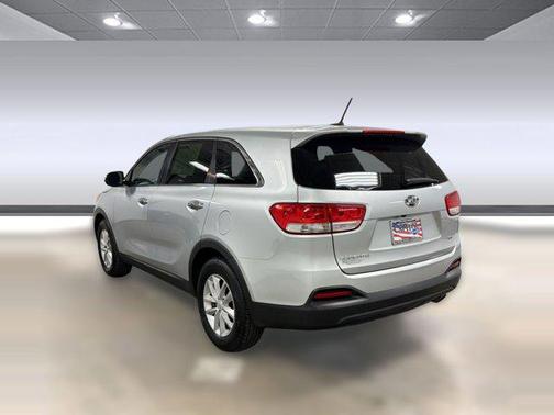 Sparkling Silver 2018 Kia Sorento L