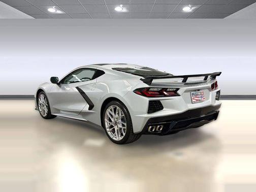 Blade Silver Metallic 2026 Chevrolet Corvette Stingray w/3LT