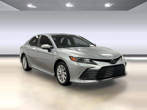 Celestial Silver Metallic 2022 Toyota Camry LE