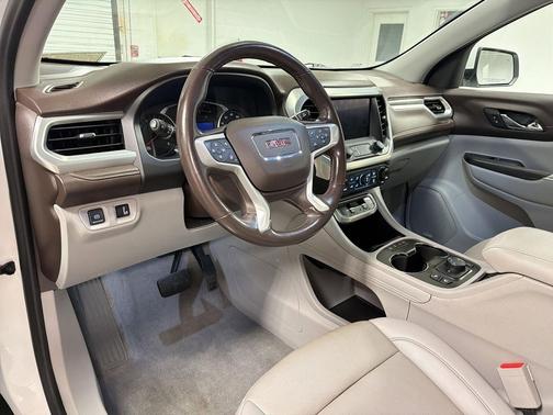 Summit White 2021 GMC Acadia FWD SLT