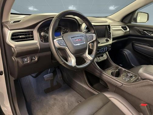 Sterling Metallic 2023 GMC Acadia FWD SLT