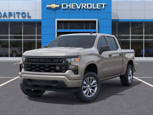 White Sands 2026 Chevrolet Silverado 1500 Custom
