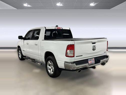 Bright White Clearcoat 2022 RAM 1500 Big Horn/Lone Star