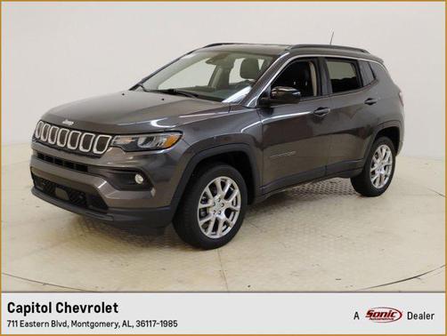 2022 Jeep Compass Latitude Lux