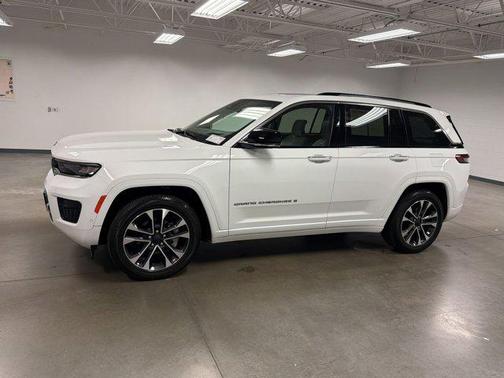 2023 Jeep Grand Cherokee Overland