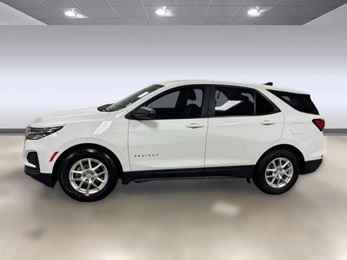 Summit White 2022 Chevrolet Equinox LS