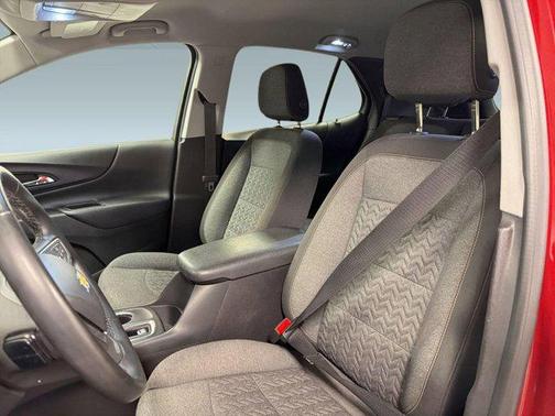 Radiant Red Tintcoat 2023 Chevrolet Equinox 1LT