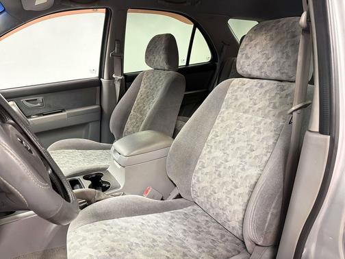 Silver 2006 Kia Sorento LX