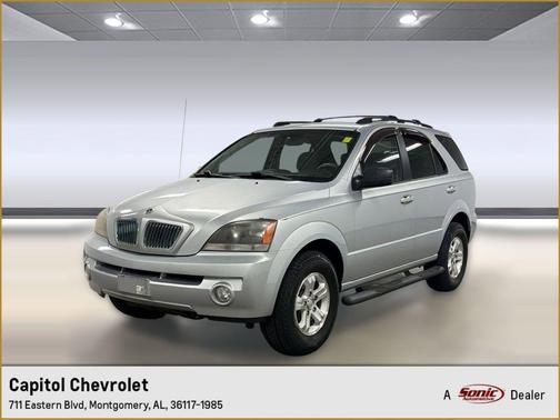 Silver 2006 Kia Sorento LX