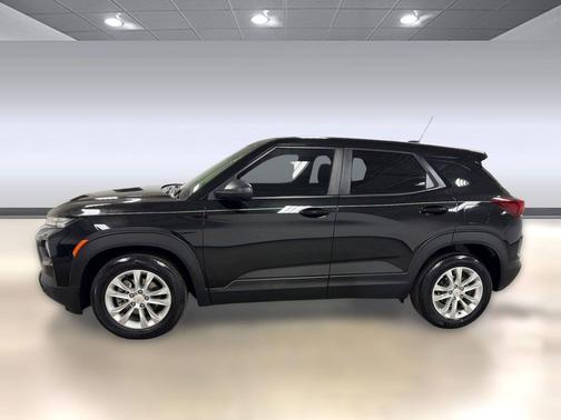 Mosaic Black Metallic 2023 Chevrolet Trailblazer LS