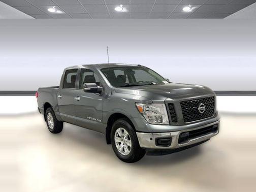 2019 Nissan Titan SV