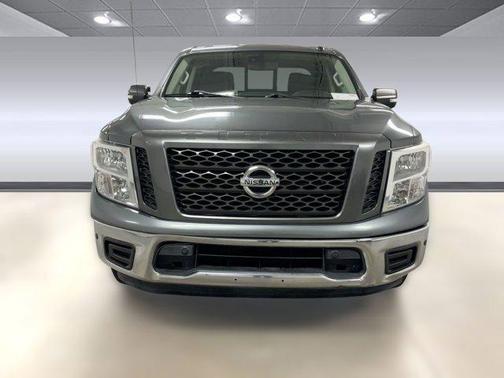 2019 Nissan Titan SV