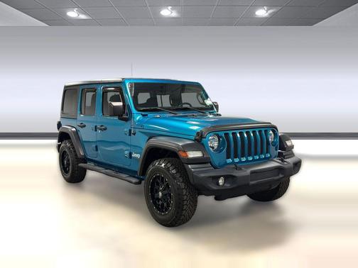 Bikini Pearlcoat 2020 Jeep Wrangler Unlimited Sport