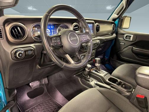 Bikini Pearlcoat 2020 Jeep Wrangler Unlimited Sport