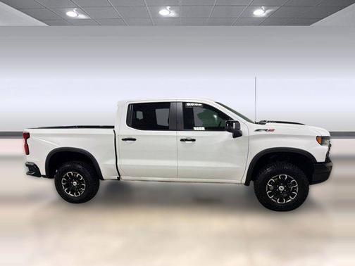 Summit White 2024 Chevrolet Silverado 1500 ZR2