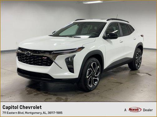 Summit White 2026 Chevrolet Trax FWD 2RS