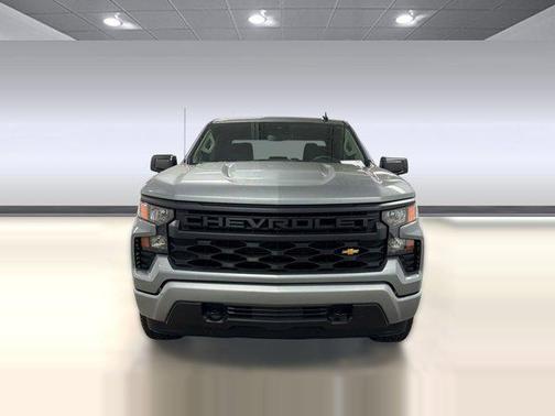 Sterling Gray Metallic 2025 Chevrolet Silverado 1500 Custom