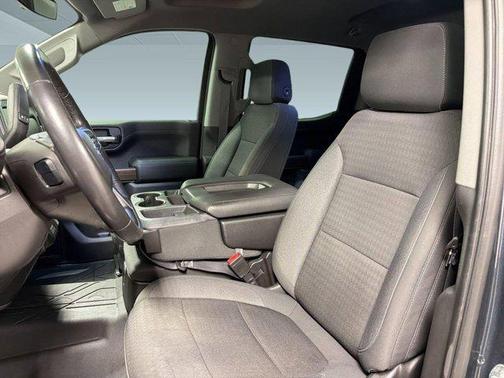 Shadow Gray Metallic 2021 Chevrolet Silverado 1500 RST