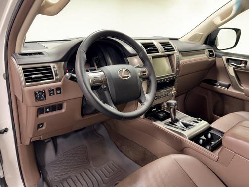 Starfire Pearl 2017 Lexus GX 460 Base