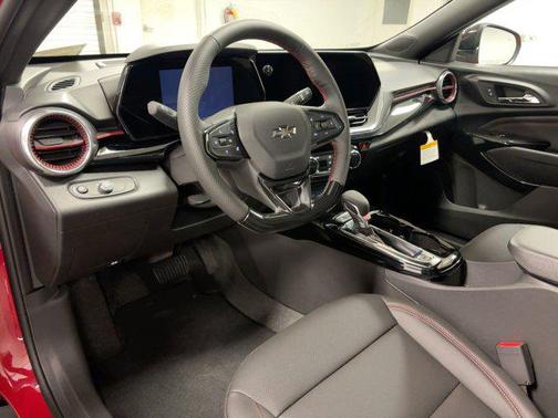 Apex Red 2026 Chevrolet Trax FWD 2RS