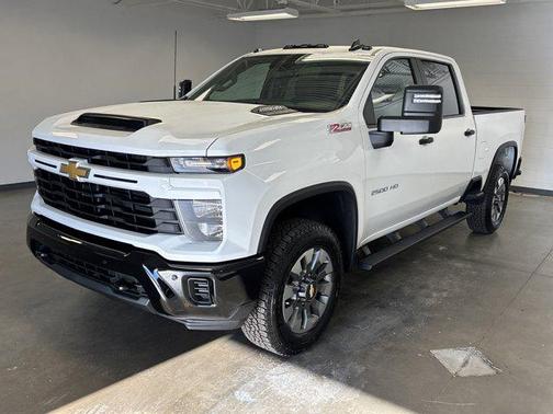 2025 Chevrolet Silverado 2500 Custom