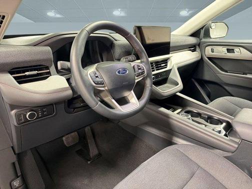 Carbonized Gray Metallic 2025 Ford Explorer Active