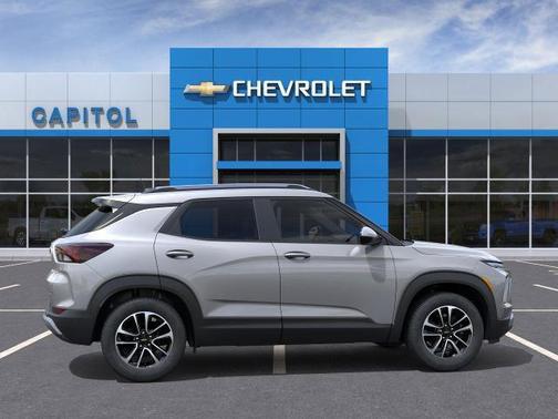 Sterling Gray Metallic 2026 Chevrolet Trailblazer LT