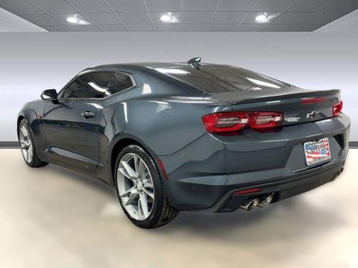 2021 Chevrolet Camaro RWD Coupe LT1