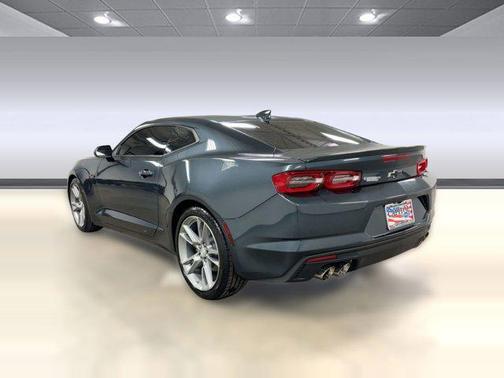 2021 Chevrolet Camaro RWD Coupe LT1